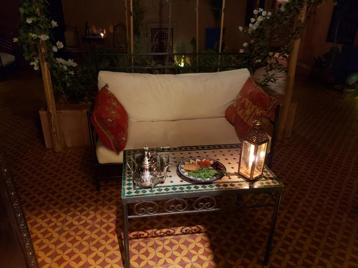 Riad Hanan Warzazát Exteriér fotografie